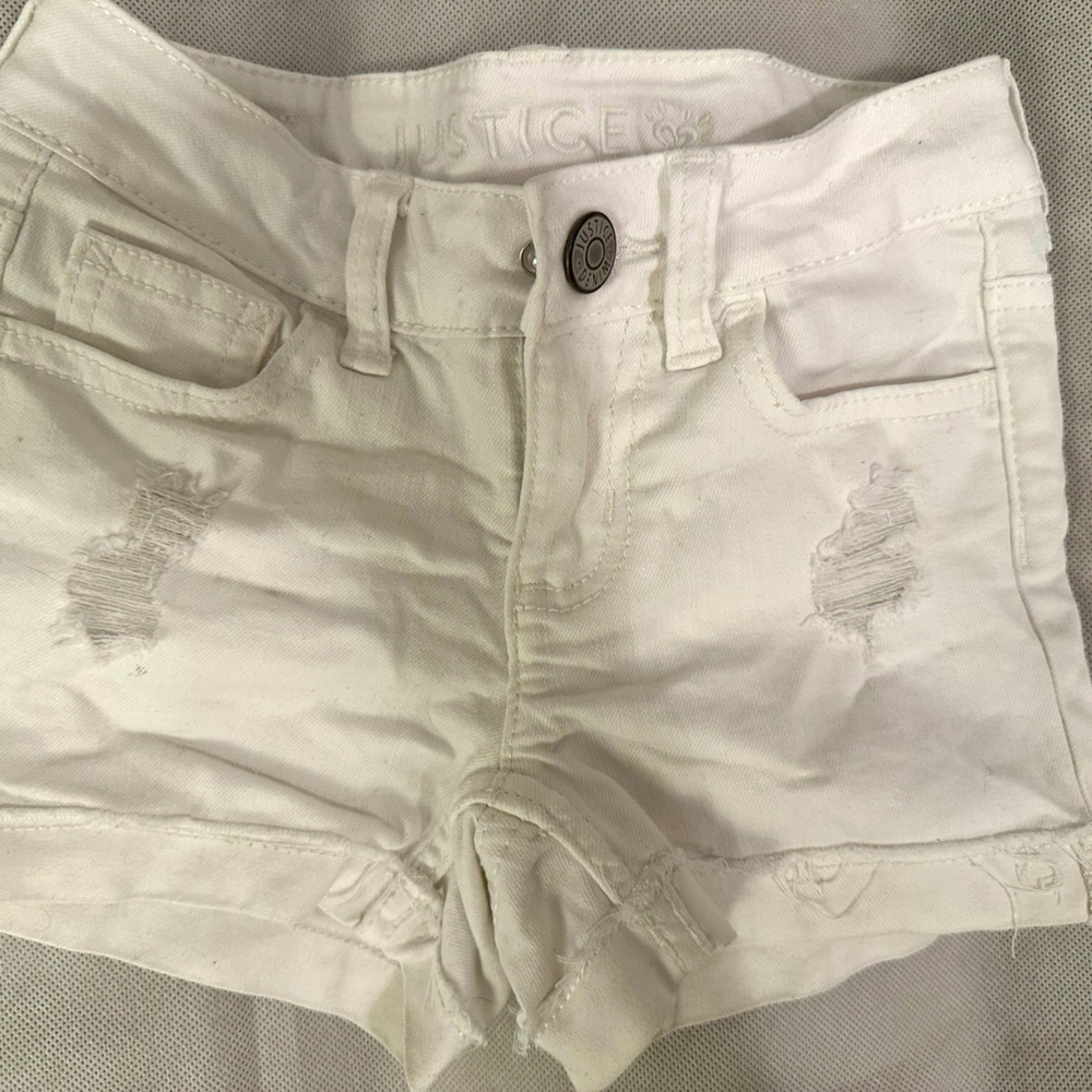 White Justice girls denim shorts. size 8 kids